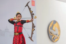 Aksi Cosplay Peringati...