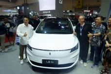 Raffi Ahmad Beli Mobil...