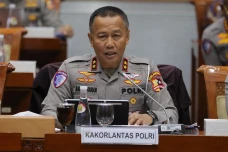 RDP Komisi III dengan...