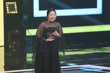Bernadya Borong Penghargaan...