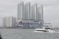 Salaya Yacht Resmi Diluncurkan:...