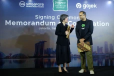 Kerja Sama Gojek dan...
