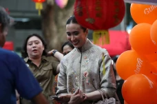 Menpar Widiyanti Putri...