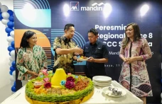 AXA Mandiri Resmikan...