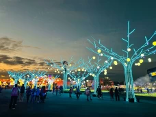Warna-Warni Taiwan Lantern...