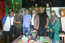 YosMan Hadirkan Dua...