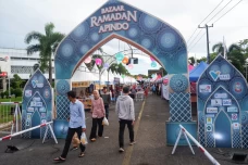 Bazar Ramadan Apindo...