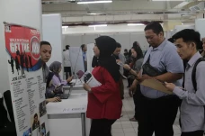 Jakarta Job Fair Jadi...