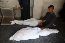 Empat Warga Palestina...