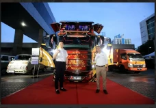 Mitsubishi Fuso Kuasai...