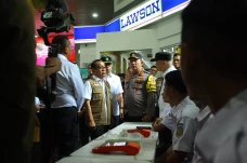 Tiga Menteri Kabinet...