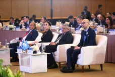 Sinergi Global untuk...