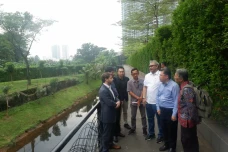 Bangunan Hemat Energi,...