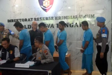 Tampang Empat Anggota...