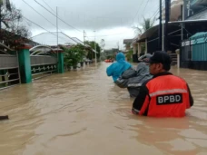Banjir, Angin Kencang,...