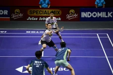Sabar/Reza Dikalahkan...