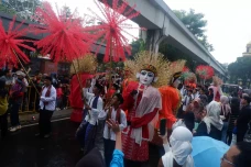 Atraksi Parade Ondel-Ondel...