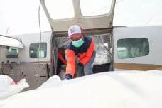 Melihat Persiapan Operasi...