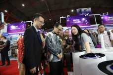 Pameran Elektronik dan...