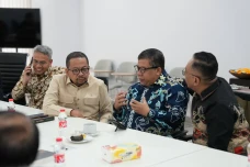 Qodari: Prabowo Lanjutkan...