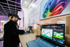 Inovasi Laptop dengan...