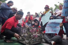 Aksi Tolak Penggusuran...