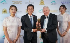 Vietjet Dinobatkan sebagai...