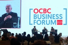 Pembukaan OCBC Business...