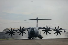 Kedatangan Pesawat Airbus...