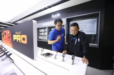 Pengalaman Belanja Premium...