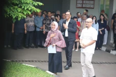 Momen Ira Puspadewi...