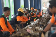 Pemilahan Sampah di...