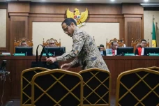 Nadiem Makarim Kembali...