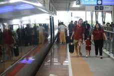 11.000 Penumpang Naik...