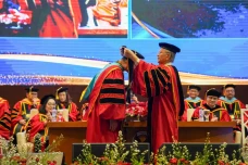 UPH Resmi Kukuhkan Lima...