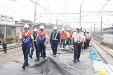 Dirut KAI Tinjau Pengembangan...