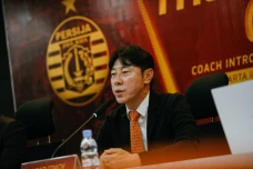 Shin Tae-yong Resmi...