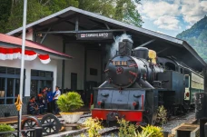 Jalur Kereta Sumbar,...