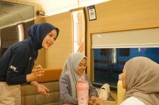 17 Kereta Makan M1 Beroperasi,...