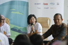 Peringati Hari Anak...