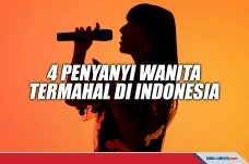 Empat Penyanyi Wanita...