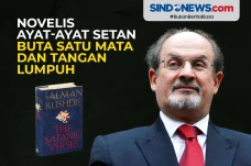 Salman Rushdie, Novelis...