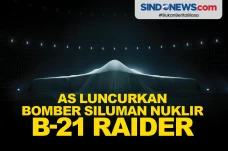 AS Luncurkan Bomber...