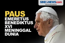 Paus Emeritus Benediktus...