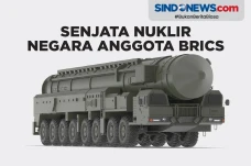 Senjata Nuklir Milik...