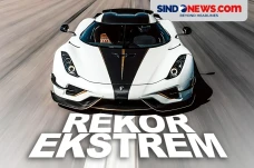 Megacar Koenigsegg Regera...