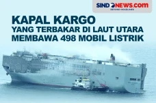 Kapal Kargo yang Terbakar...
