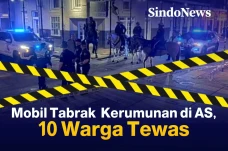 Mobil Tabrak Kerumunan...
