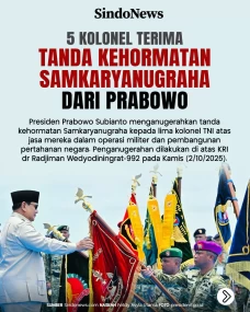 5 Kolonel Terima Tanda...