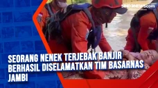 Seorang Nenek Terjebak...